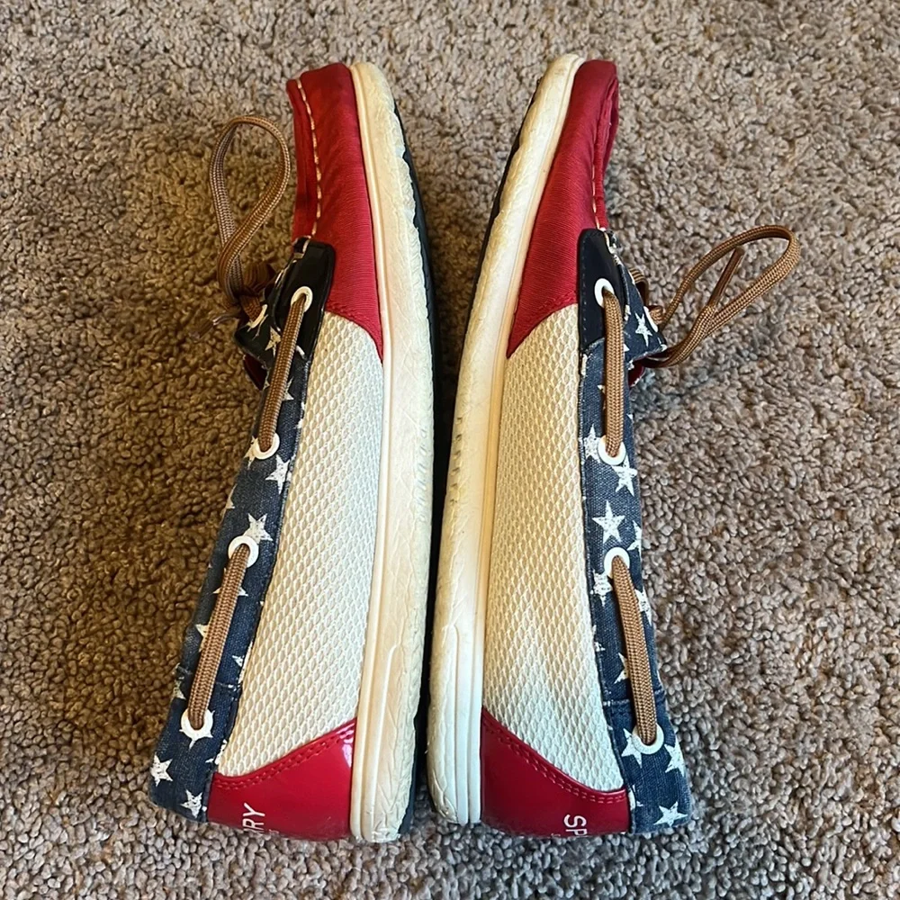 Sperry boat shoes